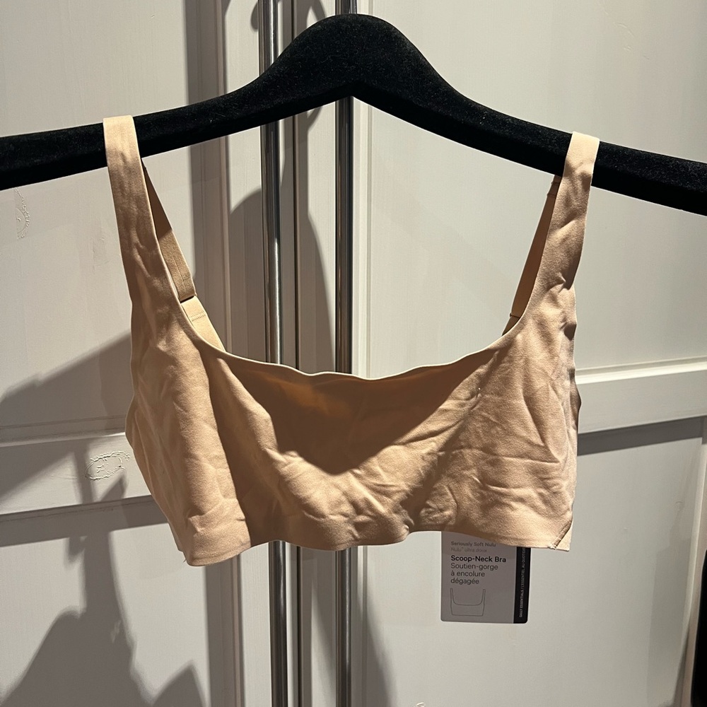 Lululemon Nulu Scoop Neck Bralette
